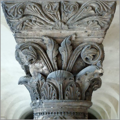 tl_files/Fotos/Allgemein/Kapitelle Dissertation Kluckhohn/KH-049-Kaiserdom-Koenigslutter-Kreuzgang-.jpg