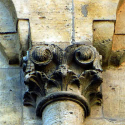tl_files/Fotos/Allgemein/Kapitelle Dissertation Kluckhohn/KH-050-Kaiserdom-Koenigslutter-Nordwand-des-Hauptchores-.jpg