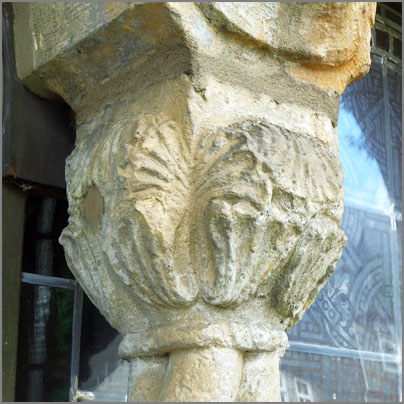 tl_files/Fotos/Allgemein/Kapitelle Dissertation Kluckhohn/KH_117_Goslar_Domvorhalle_rechtes_Fenster_der_Nordwand.jpg