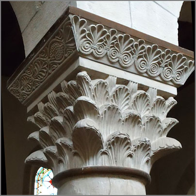tl_files/Fotos/Allgemein/Kapitelle Dissertation Kluckhohn/KH_127_Frose_Stiftskirche_Langhaus_1.jpg