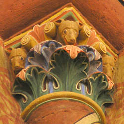 tl_files/Fotos/Allgemein/Kapitelle Dissertation Kluckhohn/KH_35_noerdliches_Querhaus_.jpg