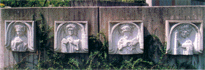tl_files/Fotos/Allgemein/Vierungsturmfries/Figurenabguesse12.gif