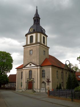 tl_files/Fotos/Altmark/Beetzendorf-Kirche-Grabstelle-Adolph-Friedrich-von-Schulenburg-IMG-1340.jpg