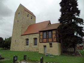 tl_files/Fotos/Altmark/Gr-Engersen-Dorfkirche-von-SO-IMG-0339.jpg