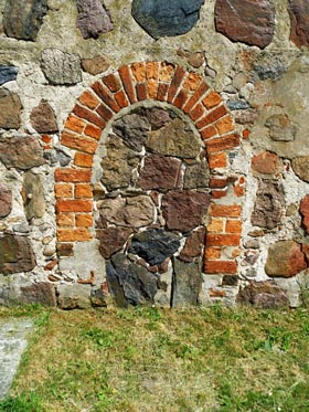 tl_files/Fotos/Altmark/Klein-Schwarzlosen-Feldsteinkirche-Vermauerung-Suedwand-IMG-1872.jpg