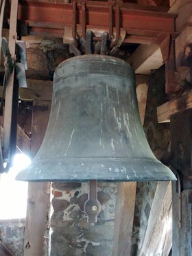 tl_files/Fotos/Altmark/Rohrberg-Feldsteinkirche-Bronzeglocke-von-1337-IMG-1010.jpg