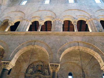 tl_files/Fotos/Carl-Schnaase/Barletta-Dom-St-Maria-Maggiore-IMG-8659.jpg