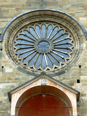 tl_files/Fotos/Carl-Schnaase/Piacenza-Dom-Rosette-IMG-5492.jpg