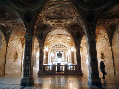 tl_files/Fotos/Carl-Schnaase/Salerno-Dom-Krypta-IMG-2874.jpg