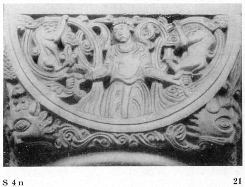 tl_files/Fotos/Hamersleben/Abb-21-Hamersleben-Langhaus-Kapitell-Suedarkade-4-Saeule-Nordseite.jpg