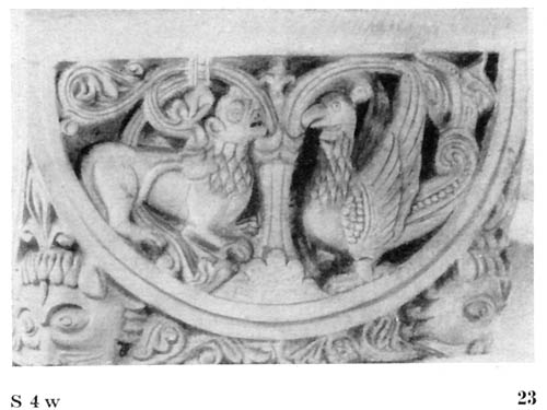 tl_files/Fotos/Hamersleben/Abb-23-Hamersleben-Langhaus-Kapitell-Suedarkade-4-Saeule-Westseite.jpg