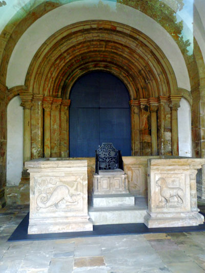tl_files/Fotos/Hamersleben/Goslar-Vorhalle-Dom-St-Simon-und-St-Judas-IMG-5934.jpg