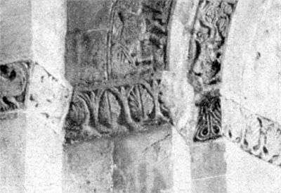 tl_files/Fotos/Heinrich_L_Nickel/Abb-133-Quedlinburg-suedliche-Nebenapsis-der-Servatiuskirche-H-Nickel-1953.jpg