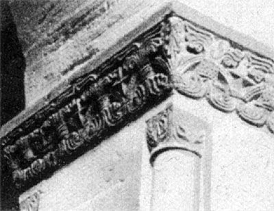 tl_files/Fotos/Heinrich_L_Nickel/Abb-80-Goslar-Kaempfer-des-Vierungsbogens-der-Neuwerkskirche-H-Nickel-1953.jpg