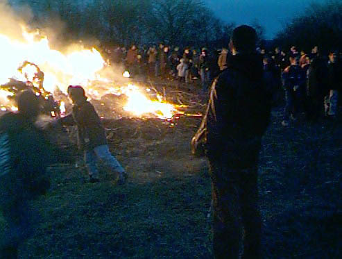 tl_files/Fotos/Kulturleben/osterfeuer_2.jpg