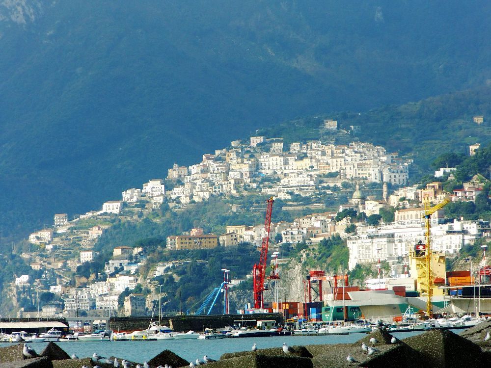 tl_files/Fotos/Regione_Campania/Salerno-Hafen-IMG-3139.jpg