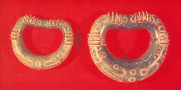 tl_files/Fotos/Spurensuche_Archaeologie/Lauinger_Bronzeringe.jpg